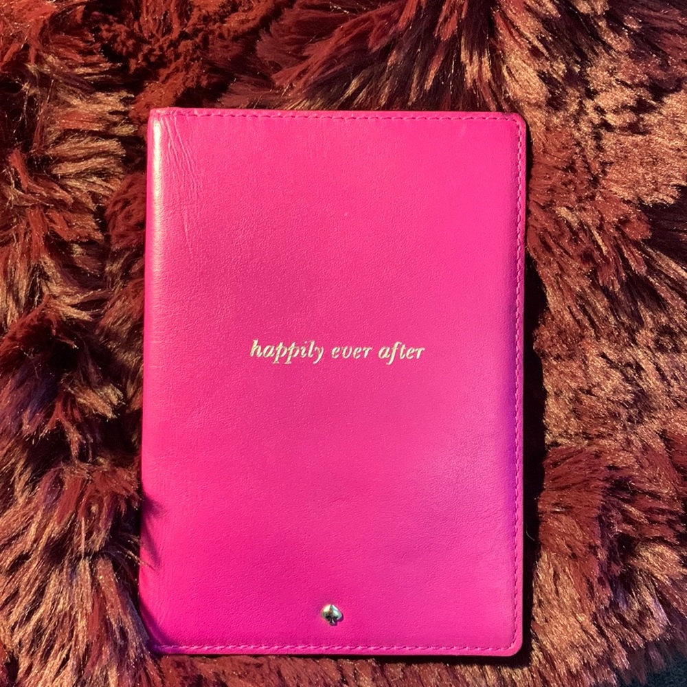 Passport/wallet